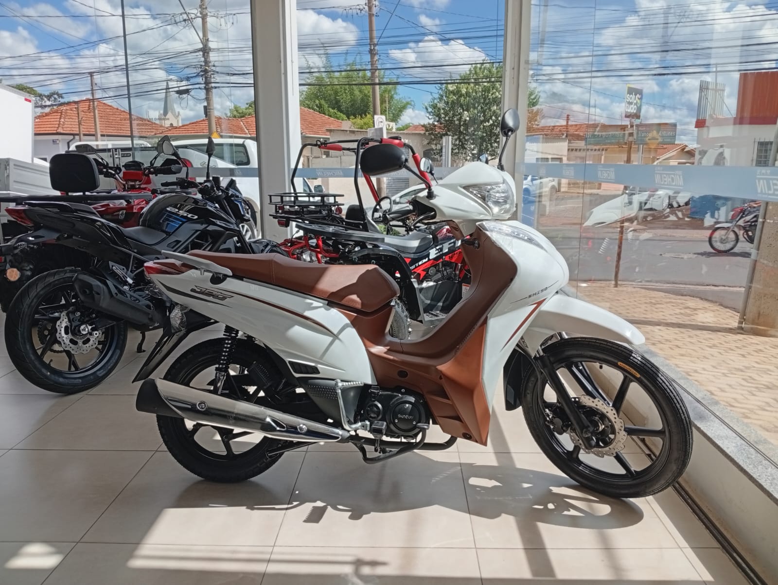 Shineray JET 50s – 2025 - Grupo Michelin