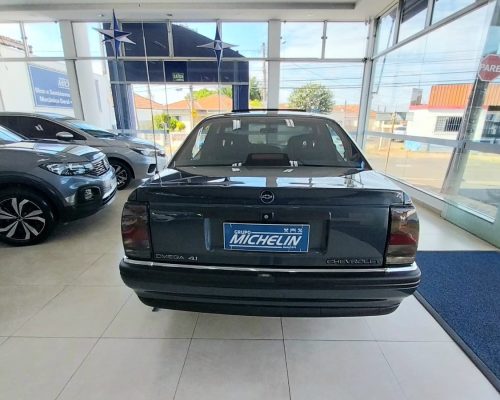 chevrolet-omega-cd-1997-grupo-michelin-botucatu (11)