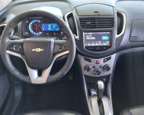 chevrolet-tracker-ltz-2015-grupo-michelin-botucatu (7)