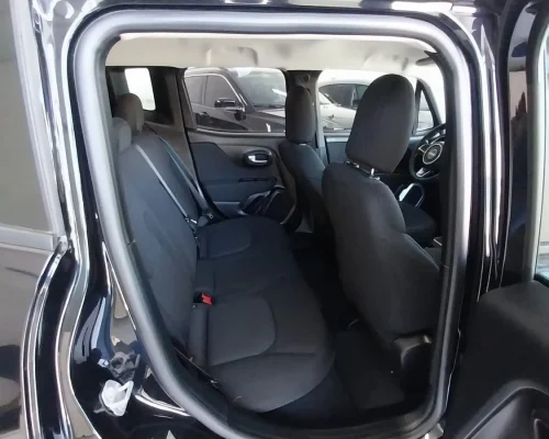 jeep-renegade-2021-preto-grupo-michelin-botucatu (3)