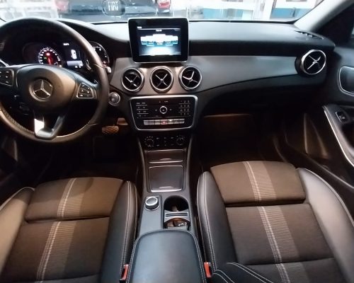 mercedes_benz_GLA_ 200_Style_ 2018_grupo_michelin_botucatu_sp_10