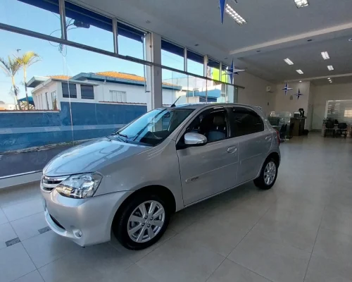 toyota-etio-xls-2017-grupo-michelin-botucatu (2)