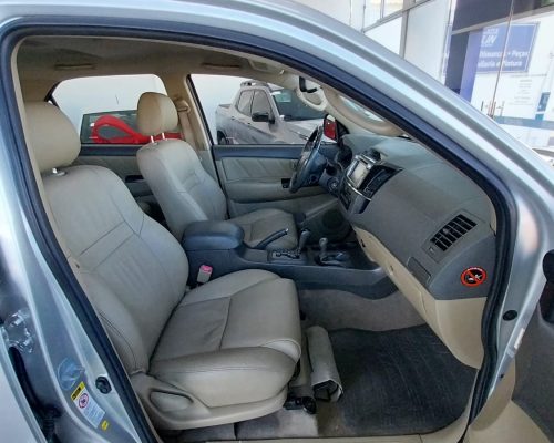 toyota_hilux_SW4_SRV_2013_grupo_michelin_botucatu_sp_2