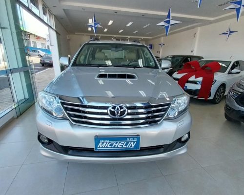 toyota_hilux_SW4_SRV_2013_grupo_michelin_botucatu_sp_4